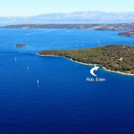 Robinson Eden * Milna (Brac)